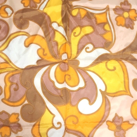 25" square scarf Vintage 60's Orange Yellow Ying Yang floral scroll design print - Picture 3 of 5